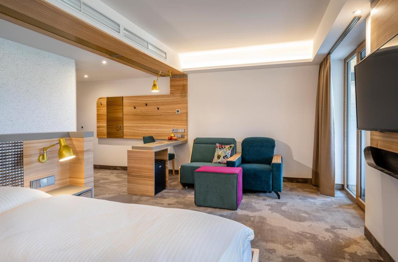 Hotel Frechdachs Bad Füssing エクステリア 写真