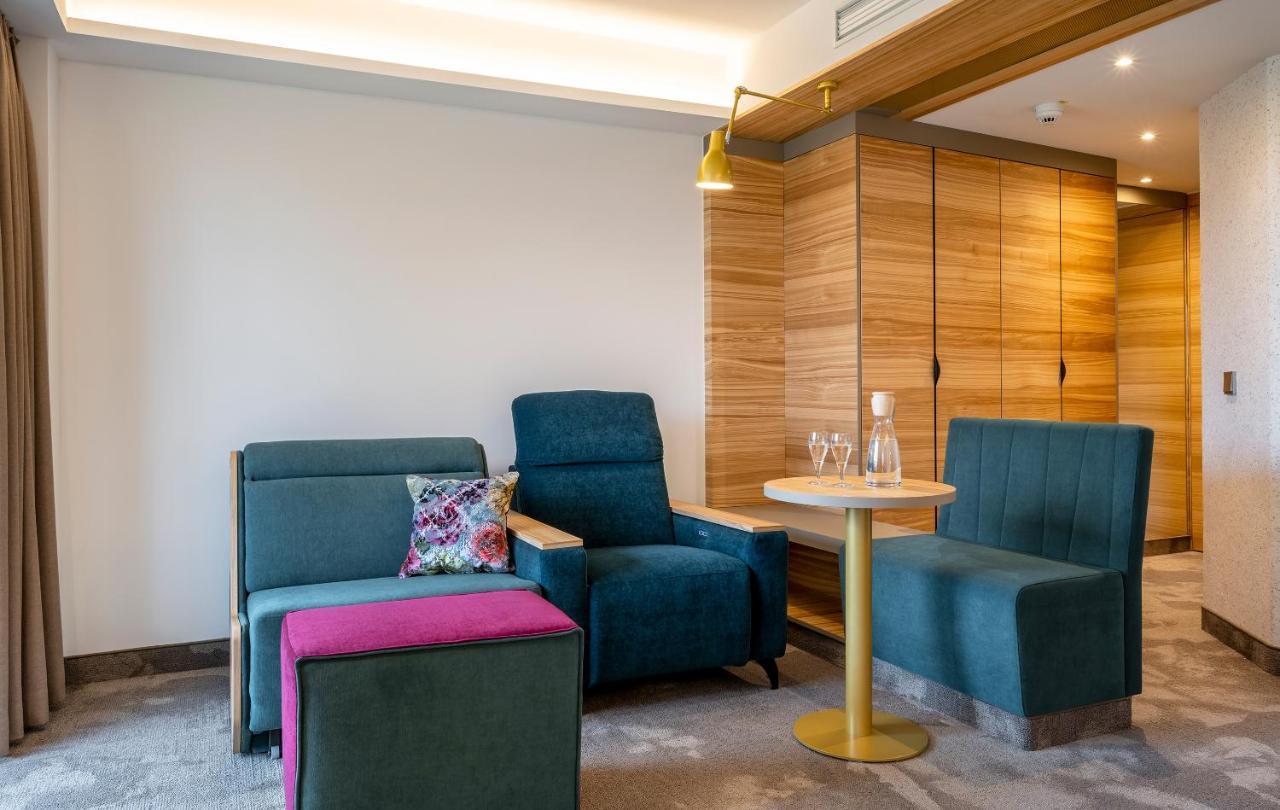 Hotel Frechdachs Bad Füssing エクステリア 写真