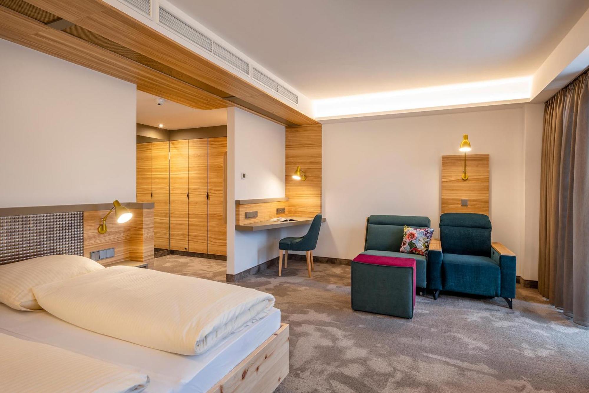 Hotel Frechdachs Bad Füssing エクステリア 写真