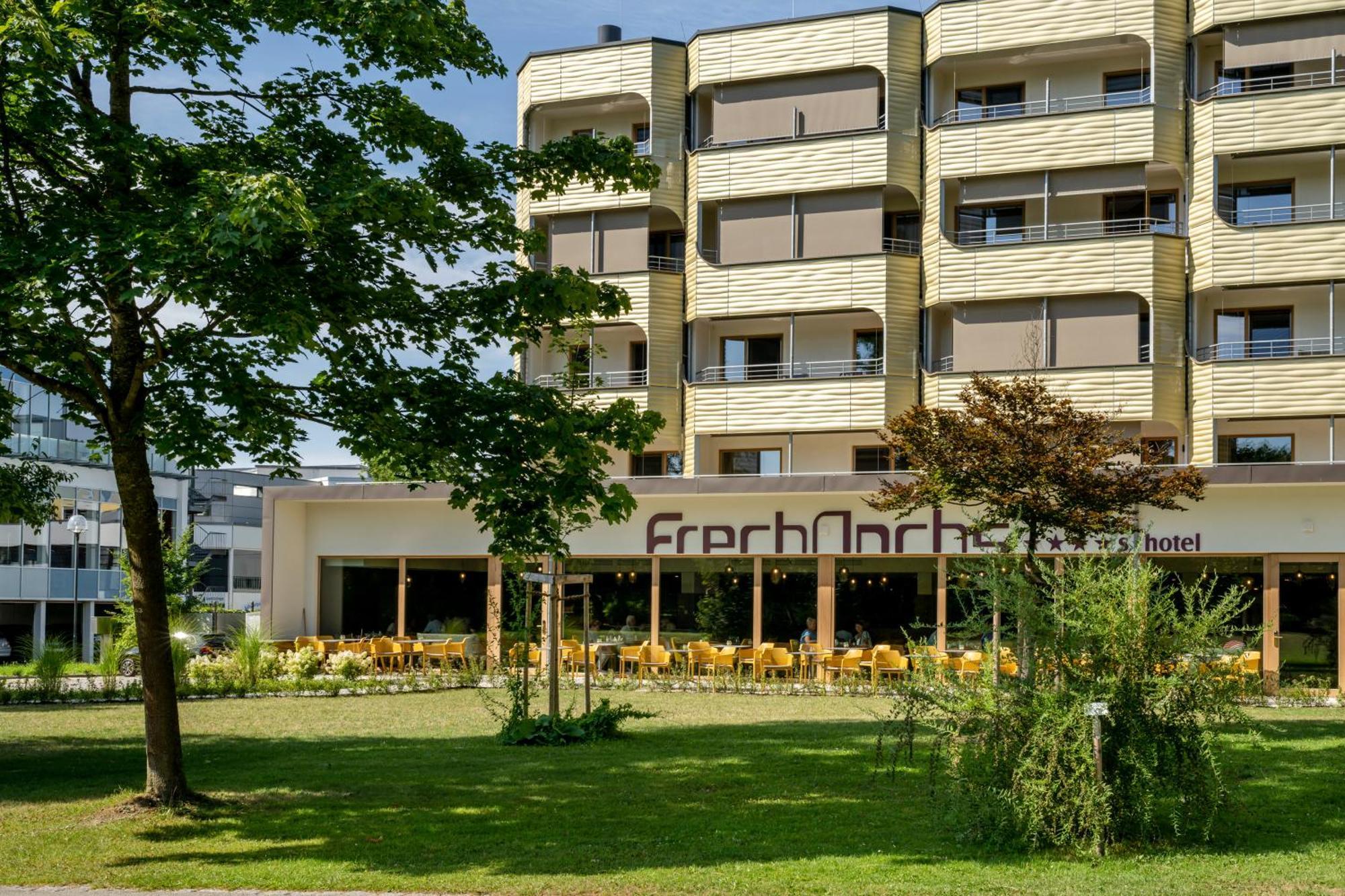 Hotel Frechdachs Bad Füssing エクステリア 写真