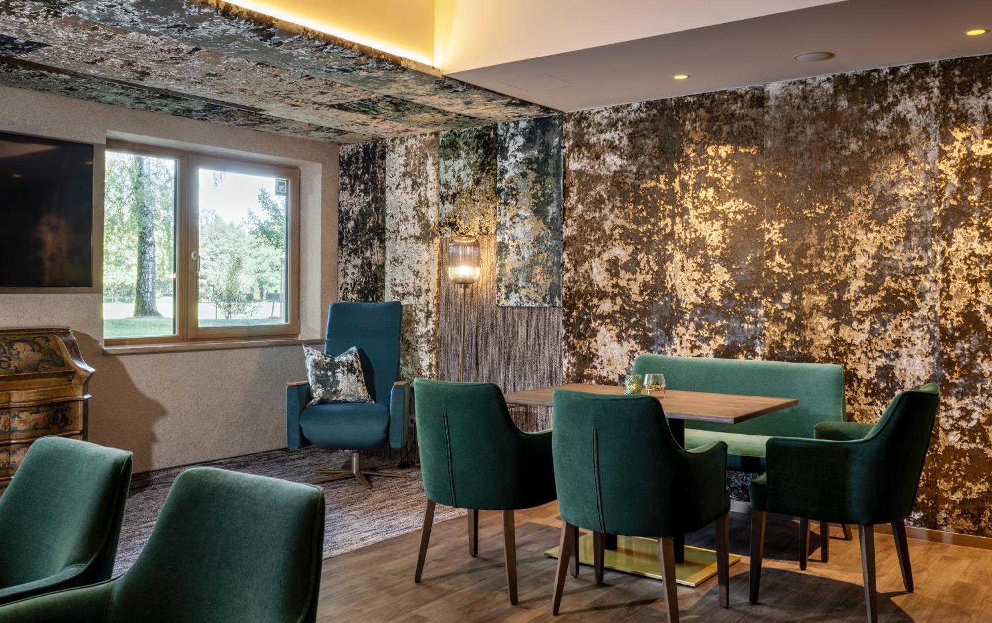 Hotel Frechdachs Bad Füssing エクステリア 写真